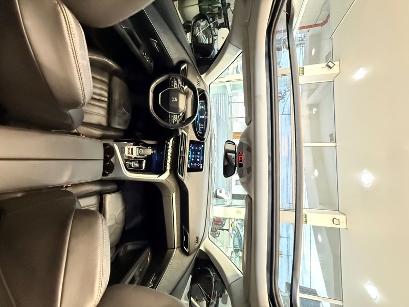 Peugeot 3008 Griffe Pack 1.6 Turbo 16v 2018/2019 COVEL VEICULOS ENCANTADO / Carros no Vale