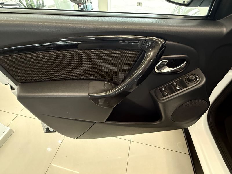 Renault Duster 1.6 Dynamique 4×2 16v 2019/2020 COVEL VEICULOS ENCANTADO / Carros no Vale Renault Duster 1.6 Dynamique 4×2 16v 2019/2020 COVEL VEICULOS ENCANTADO / Carros no Vale