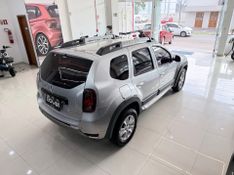 Renault Duster Dynamique 2.0 16v Hi 2015/2016 COVEL VEICULOS ENCANTADO / Carros no Vale