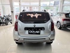 Renault Duster Dynamique 2.0 16v Hi 2015/2016 COVEL VEICULOS ENCANTADO / Carros no Vale