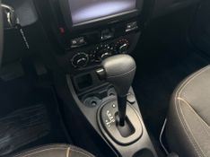 Renault Duster Dynamique 2.0 16v Hi 2015/2016 COVEL VEICULOS ENCANTADO / Carros no Vale