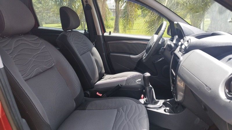 Renault DUSTER DYNAMIQUE 1.6 2015 GRASSI VEÍCULOS LAJEADO / Carros no Vale