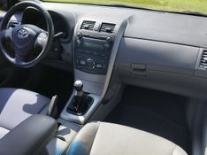 Toyota COROLLA XEi 1.8 2010 GRASSI VEÍCULOS LAJEADO / Carros no Vale