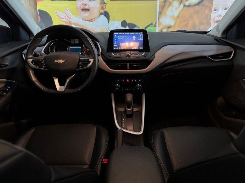 Chevrolet ONIX PLUS 1.0 TURBO 2025 HÉLIO AUTOMÓVEIS LAJEADO / Carros no Vale
