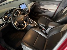Chevrolet ONIX PLUS 1.0 TURBO 2025 HÉLIO AUTOMÓVEIS LAJEADO / Carros no Vale