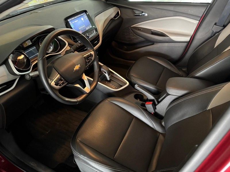 Chevrolet ONIX PLUS 1.0 TURBO 2025 HÉLIO AUTOMÓVEIS LAJEADO / Carros no Vale