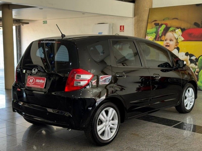 Honda FIT LX 1.5 2014 HÉLIO AUTOMÓVEIS LAJEADO / Carros no Vale