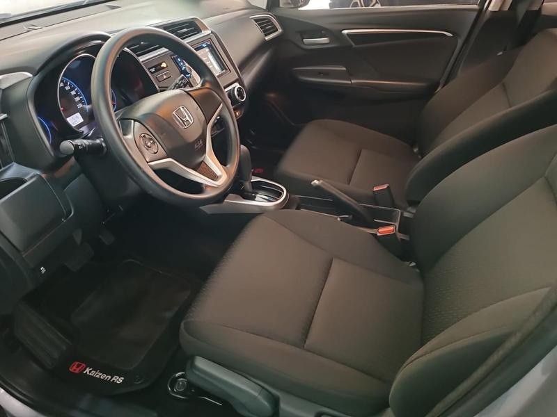 Honda FIT LX 1.5 2019 HÉLIO AUTOMÓVEIS LAJEADO / Carros no Vale