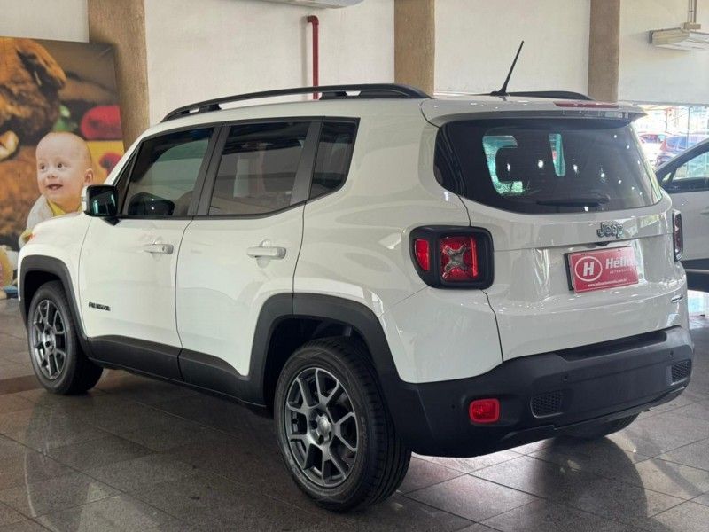 Jeep RENEGADE LONGITUDE 1.8 2016 HÉLIO AUTOMÓVEIS LAJEADO / Carros no Vale