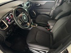 Jeep RENEGADE LONGITUDE 1.8 2016 HÉLIO AUTOMÓVEIS LAJEADO / Carros no Vale