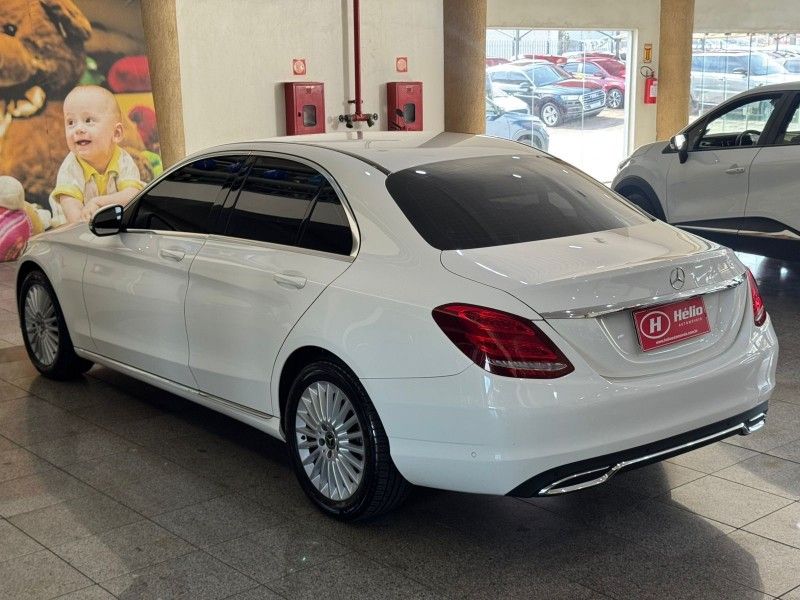 Mercedes-Benz C 180 EXCLUSIVE 1.6 TURBO 2018 HÉLIO AUTOMÓVEIS LAJEADO / Carros no Vale