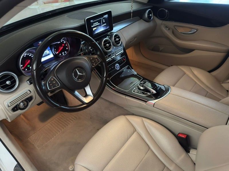 Mercedes-Benz C 180 EXCLUSIVE 1.6 TURBO 2018 HÉLIO AUTOMÓVEIS LAJEADO / Carros no Vale