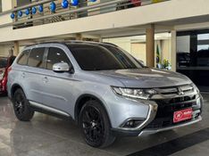 Mitsubishi OUTLANDER 2.0 2016 HÉLIO AUTOMÓVEIS LAJEADO / Carros no Vale