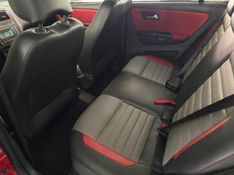 Volkswagen FOX PEPPER 1.6 2015 HÉLIO AUTOMÓVEIS LAJEADO / Carros no Vale