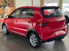 Volkswagen FOX PEPPER 1.6 2015 HÉLIO AUTOMÓVEIS LAJEADO / Carros no Vale