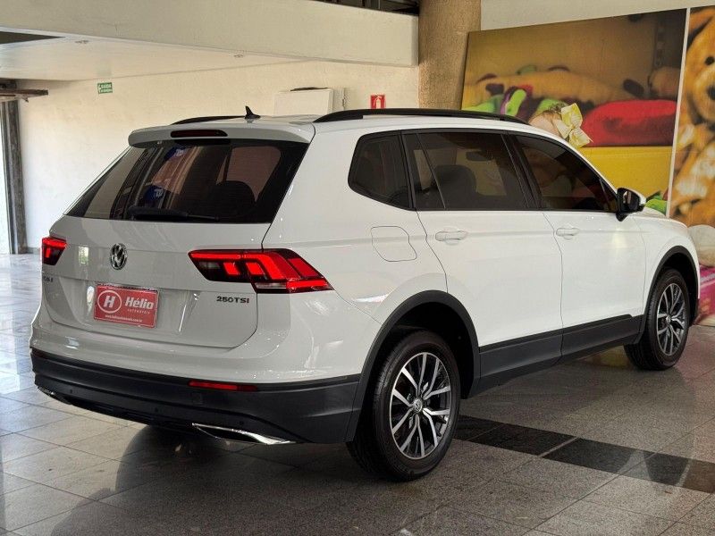 Volkswagen TIGUAN ALLSPACE 250 1.4 TSI 2019 HÉLIO AUTOMÓVEIS LAJEADO / Carros no Vale