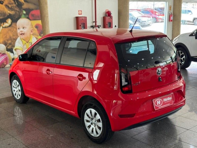 Volkswagen UP TAKE 1.0 2020 HÉLIO AUTOMÓVEIS LAJEADO / Carros no Vale