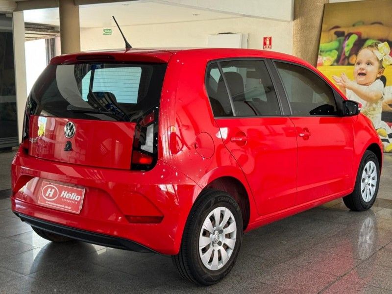 Volkswagen UP TAKE 1.0 2020 HÉLIO AUTOMÓVEIS LAJEADO / Carros no Vale