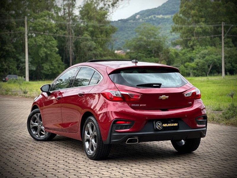 Chevrolet CRUZE SPORT LTZ 1.4 2018 NEUMANN VEÍCULOS ARROIO DO MEIO / Carros no Vale