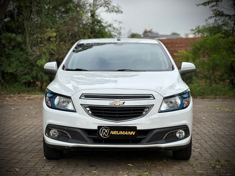 Chevrolet PRISMA LTZ 1.4 2014 NEUMANN VEÍCULOS ARROIO DO MEIO / Carros no Vale Chevrolet PRISMA LTZ 1.4 2014 NEUMANN VEÍCULOS ARROIO DO MEIO / Carros no Vale