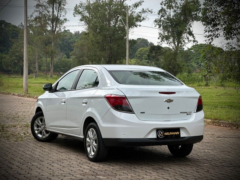 Chevrolet PRISMA LTZ 1.4 2014 NEUMANN VEÍCULOS ARROIO DO MEIO / Carros no Vale Chevrolet PRISMA LTZ 1.4 2014 NEUMANN VEÍCULOS ARROIO DO MEIO / Carros no Vale