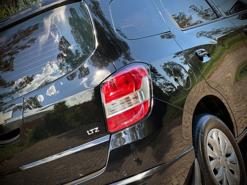 Chevrolet SPIN LTZ 1.8 2018 NEUMANN VEÍCULOS ARROIO DO MEIO / Carros no Vale Chevrolet SPIN LTZ 1.8 2018 NEUMANN VEÍCULOS ARROIO DO MEIO / Carros no Vale