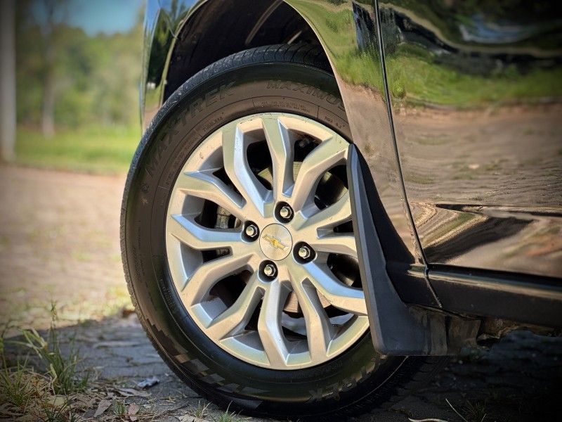 Chevrolet SPIN LTZ 1.8 2018 NEUMANN VEÍCULOS ARROIO DO MEIO / Carros no Vale Chevrolet SPIN LTZ 1.8 2018 NEUMANN VEÍCULOS ARROIO DO MEIO / Carros no Vale