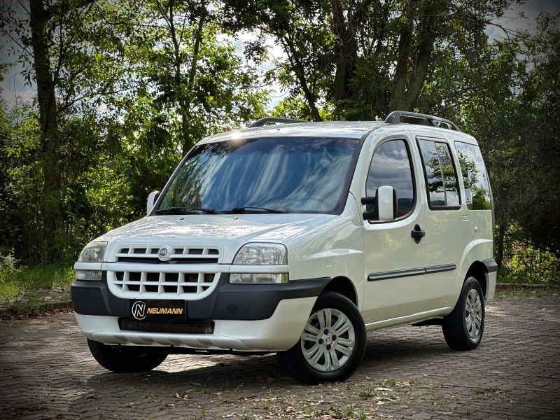 Fiat DOBLO ELX 1.8 2008 NEUMANN VEÍCULOS ARROIO DO MEIO / Carros no Vale