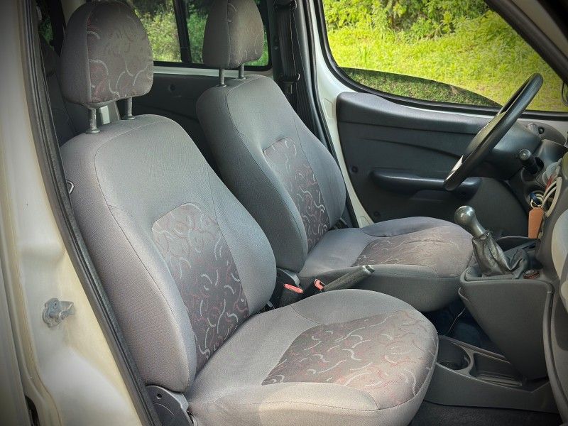 Fiat DOBLO ELX 1.8 2008 NEUMANN VEÍCULOS ARROIO DO MEIO / Carros no Vale