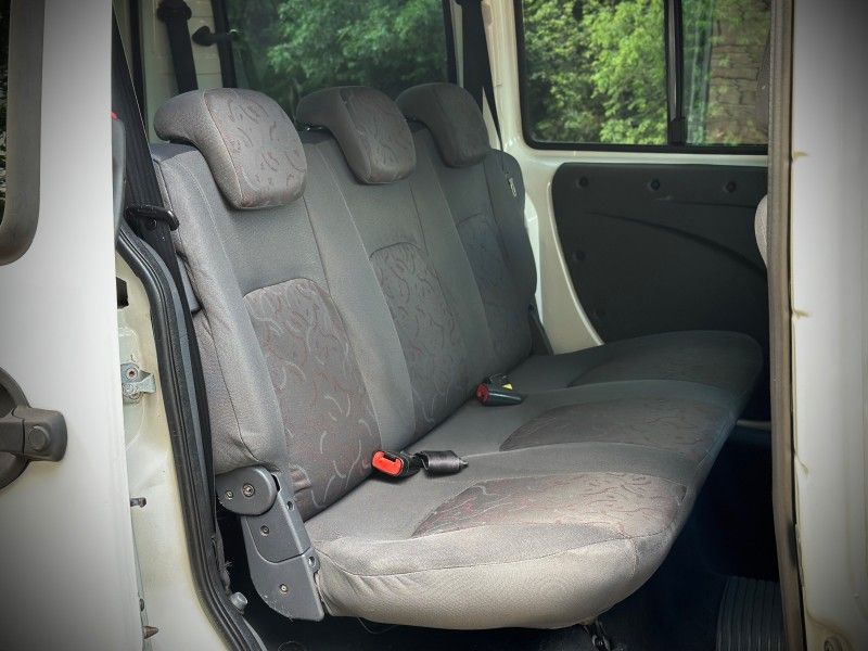 Fiat DOBLO ELX 1.8 2008 NEUMANN VEÍCULOS ARROIO DO MEIO / Carros no Vale