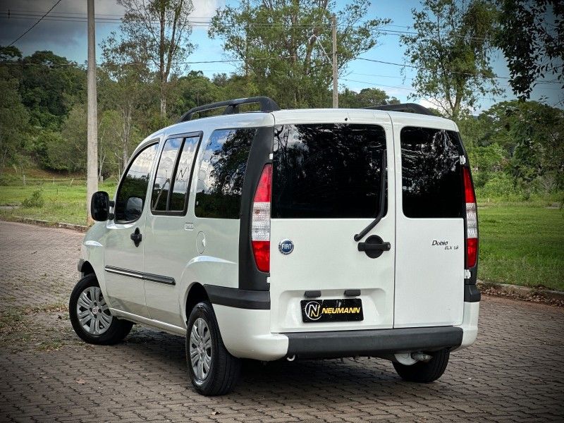 Fiat DOBLO ELX 1.8 2008 NEUMANN VEÍCULOS ARROIO DO MEIO / Carros no Vale