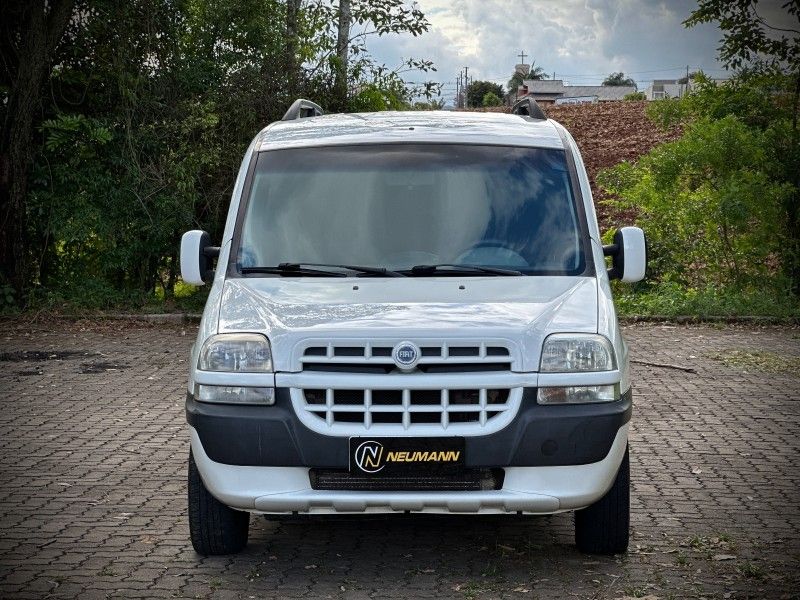 Fiat DOBLO ELX 1.8 2008 NEUMANN VEÍCULOS ARROIO DO MEIO / Carros no Vale