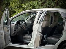 Fiat GRAND SIENA ESSENCE 1.6 2013 NEUMANN VEÍCULOS ARROIO DO MEIO / Carros no Vale