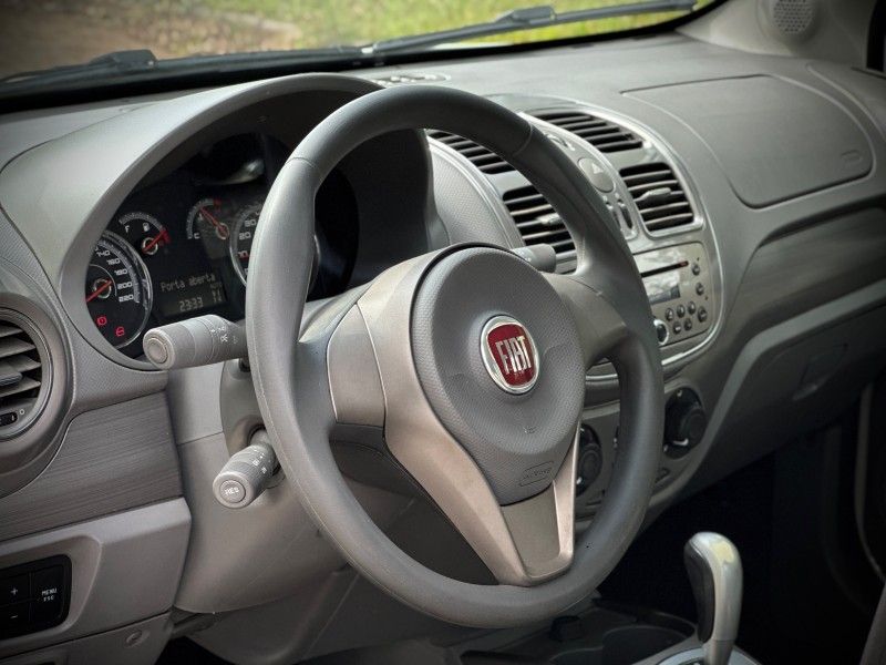 Fiat GRAND SIENA ESSENCE 1.6 2013 NEUMANN VEÍCULOS ARROIO DO MEIO / Carros no Vale Fiat GRAND SIENA ESSENCE 1.6 2013 NEUMANN VEÍCULOS ARROIO DO MEIO / Carros no Vale