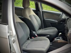 Fiat GRAND SIENA ESSENCE 1.6 2013 NEUMANN VEÍCULOS ARROIO DO MEIO / Carros no Vale