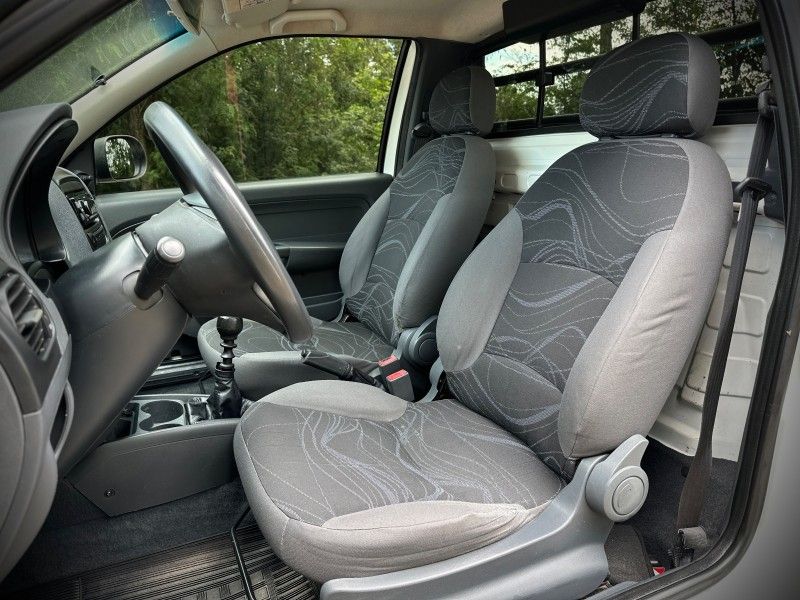 Fiat STRADA HARD WORKING 1.4 2017 NEUMANN VEÍCULOS ARROIO DO MEIO / Carros no Vale