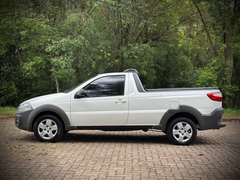 Fiat STRADA HARD WORKING 1.4 2017 NEUMANN VEÍCULOS ARROIO DO MEIO / Carros no Vale