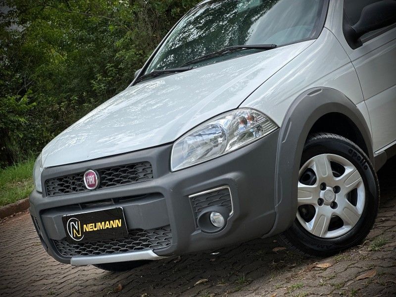 Fiat STRADA HARD WORKING 1.4 2017 NEUMANN VEÍCULOS ARROIO DO MEIO / Carros no Vale