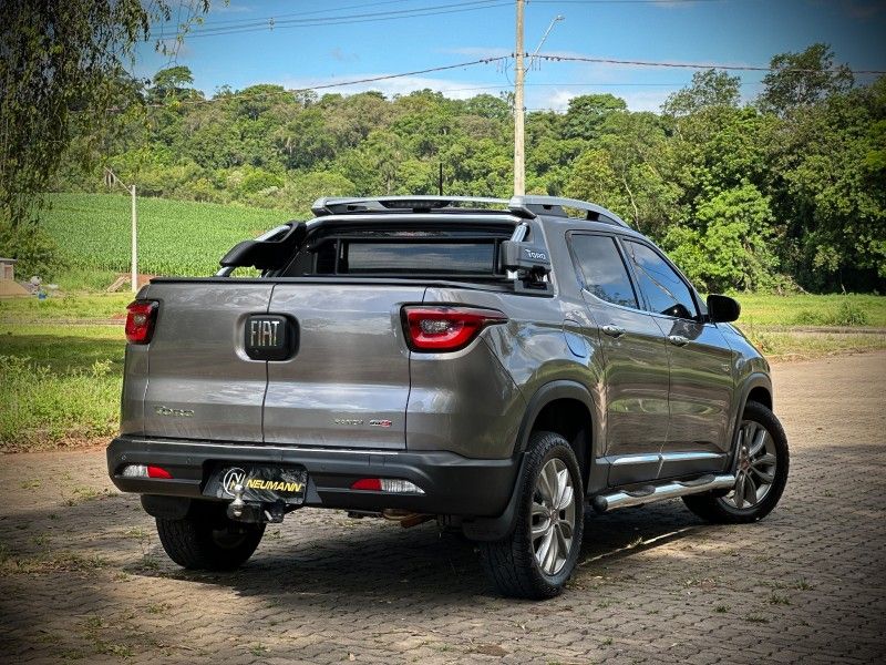 Fiat TORO RANCH 2.0 4X4 2019 NEUMANN VEÍCULOS ARROIO DO MEIO / Carros no Vale Fiat TORO RANCH 2.0 4X4 2019 NEUMANN VEÍCULOS ARROIO DO MEIO / Carros no Vale