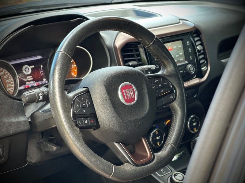 Fiat TORO RANCH 2.0 4X4 2019 NEUMANN VEÍCULOS ARROIO DO MEIO / Carros no Vale Fiat TORO RANCH 2.0 4X4 2019 NEUMANN VEÍCULOS ARROIO DO MEIO / Carros no Vale