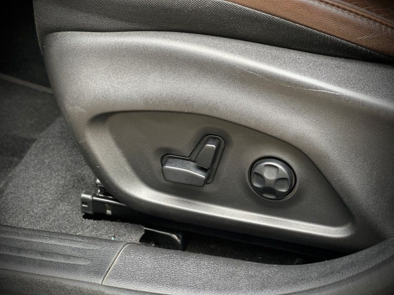 Fiat TORO RANCH 2.0 4X4 2019 NEUMANN VEÍCULOS ARROIO DO MEIO / Carros no Vale Fiat TORO RANCH 2.0 4X4 2019 NEUMANN VEÍCULOS ARROIO DO MEIO / Carros no Vale