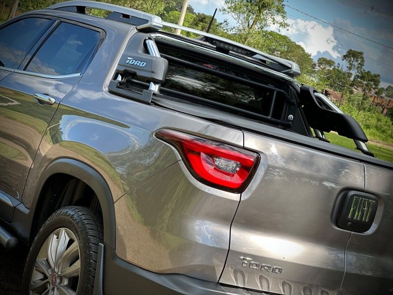 Fiat TORO RANCH 2.0 4X4 2019 NEUMANN VEÍCULOS ARROIO DO MEIO / Carros no Vale Fiat TORO RANCH 2.0 4X4 2019 NEUMANN VEÍCULOS ARROIO DO MEIO / Carros no Vale