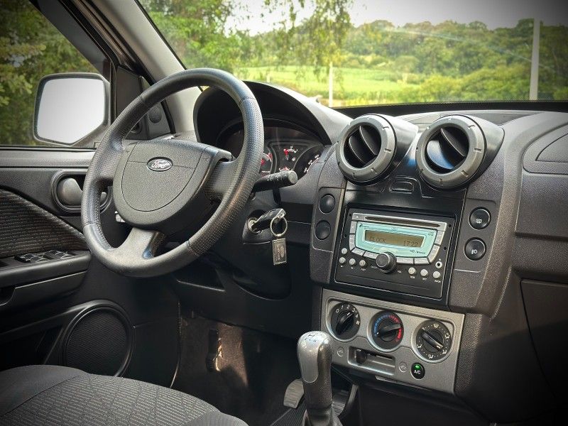 Ford ECOSPORT 1.6 FREESTYLE 2012 NEUMANN VEÍCULOS ARROIO DO MEIO / Carros no Vale Ford ECOSPORT 1.6 FREESTYLE 2012 NEUMANN VEÍCULOS ARROIO DO MEIO / Carros no Vale