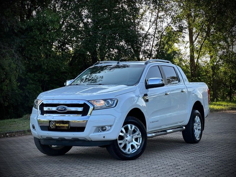 Ford RANGER C.DUPLA LIMITED 3.2 4×4 2018 NEUMANN VEÍCULOS ARROIO DO MEIO / Carros no Vale