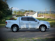 Ford RANGER C.DUPLA LIMITED 3.2 4×4 2018 NEUMANN VEÍCULOS ARROIO DO MEIO / Carros no Vale