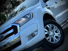 Ford RANGER C.DUPLA LIMITED 3.2 4×4 2018 NEUMANN VEÍCULOS ARROIO DO MEIO / Carros no Vale