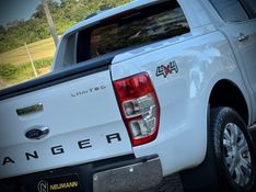 Ford RANGER C.DUPLA LIMITED 3.2 4×4 2018 NEUMANN VEÍCULOS ARROIO DO MEIO / Carros no Vale