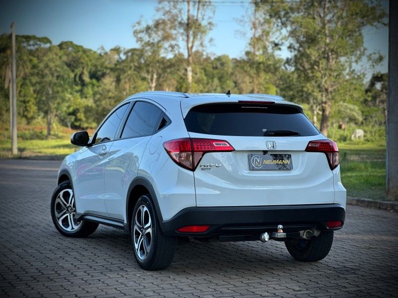 Honda HR-V EX 1.8 2016 NEUMANN VEÍCULOS ARROIO DO MEIO / Carros no Vale Honda HR-V EX 1.8 2016 NEUMANN VEÍCULOS ARROIO DO MEIO / Carros no Vale