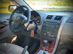 Toyota COROLLA SE-G 1.8 2010 NEUMANN VEÍCULOS ARROIO DO MEIO / Carros no Vale