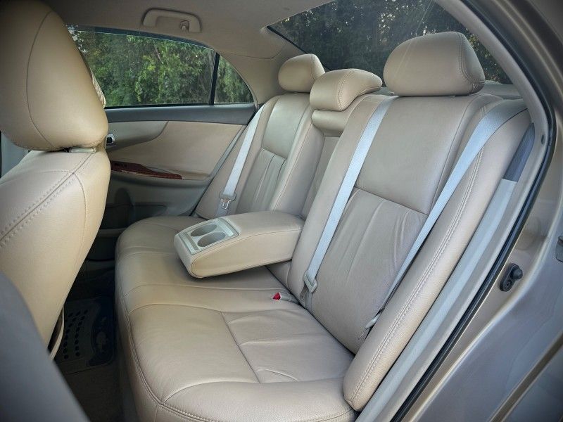 Toyota COROLLA SE-G 1.8 2010 NEUMANN VEÍCULOS ARROIO DO MEIO / Carros no Vale Toyota COROLLA SE-G 1.8 2010 NEUMANN VEÍCULOS ARROIO DO MEIO / Carros no Vale